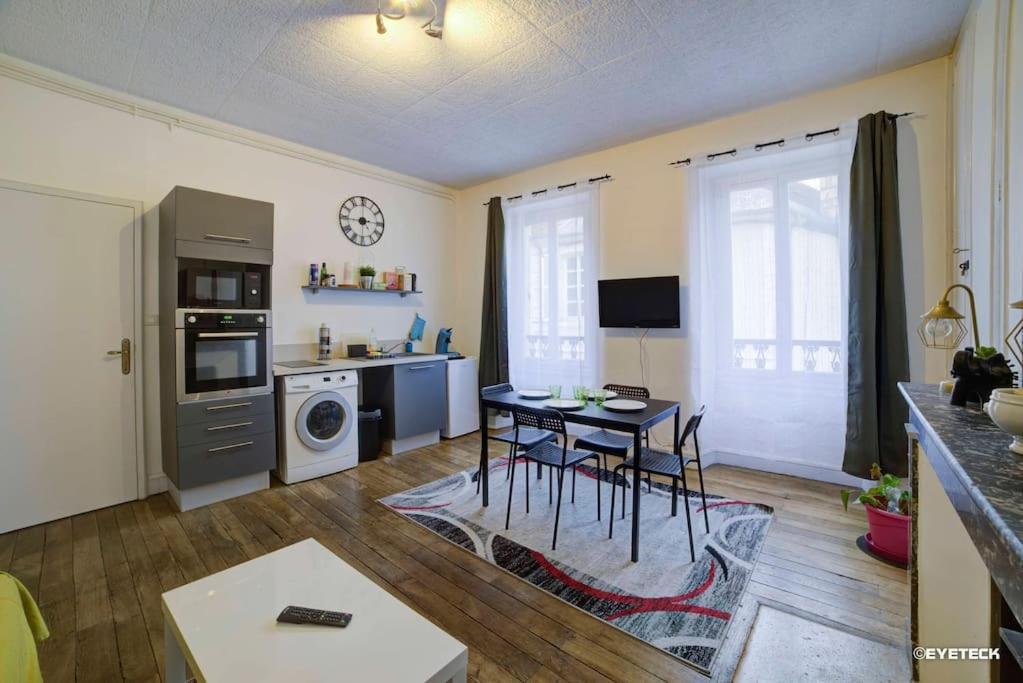 Apartamento Le Baldaquin Quartier Cathedrale-Marais Bourges Exterior foto