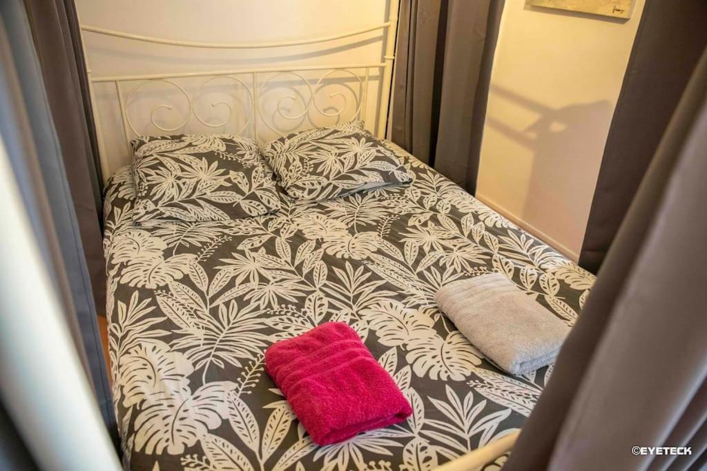 Apartamento Le Baldaquin Quartier Cathedrale-Marais Bourges Exterior foto